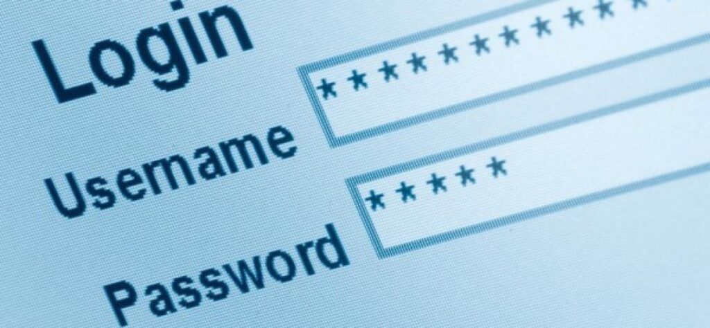 contrasena La AEPD impone una sanción de 600.000 euros a una entidad financiera por una brecha de seguridad que tuvo lugar con ocasión del acceso al área privada de numerosos clientes